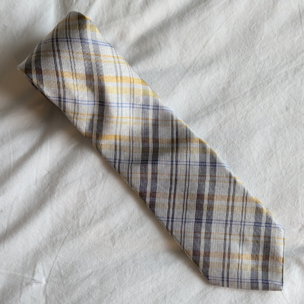 Hart Schaffner Marx Plaid Tie in Yellow, Silver, and Blue